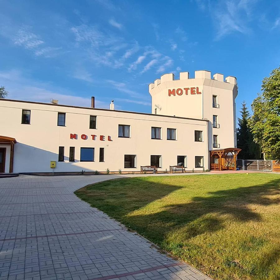 Motel I Restauracja "Pod Baszta" Naglowice Εξωτερικό φωτογραφία