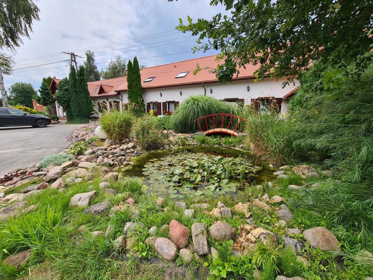 Motel I Restauracja "Pod Baszta" Naglowice Εξωτερικό φωτογραφία