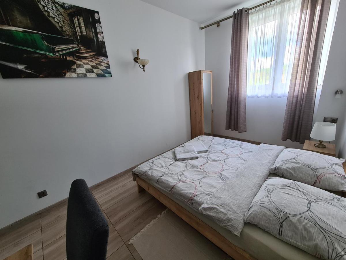 Motel I Restauracja "Pod Baszta" Naglowice Εξωτερικό φωτογραφία