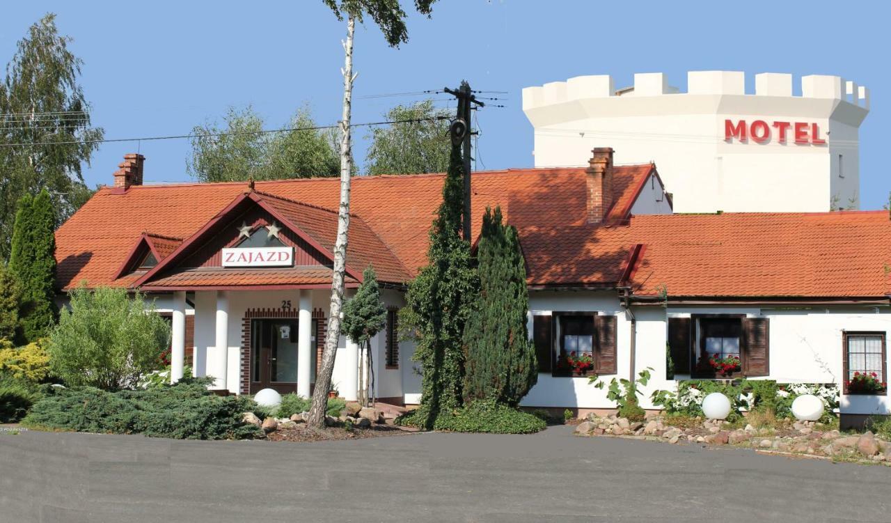 Motel I Restauracja "Pod Baszta" Naglowice Εξωτερικό φωτογραφία