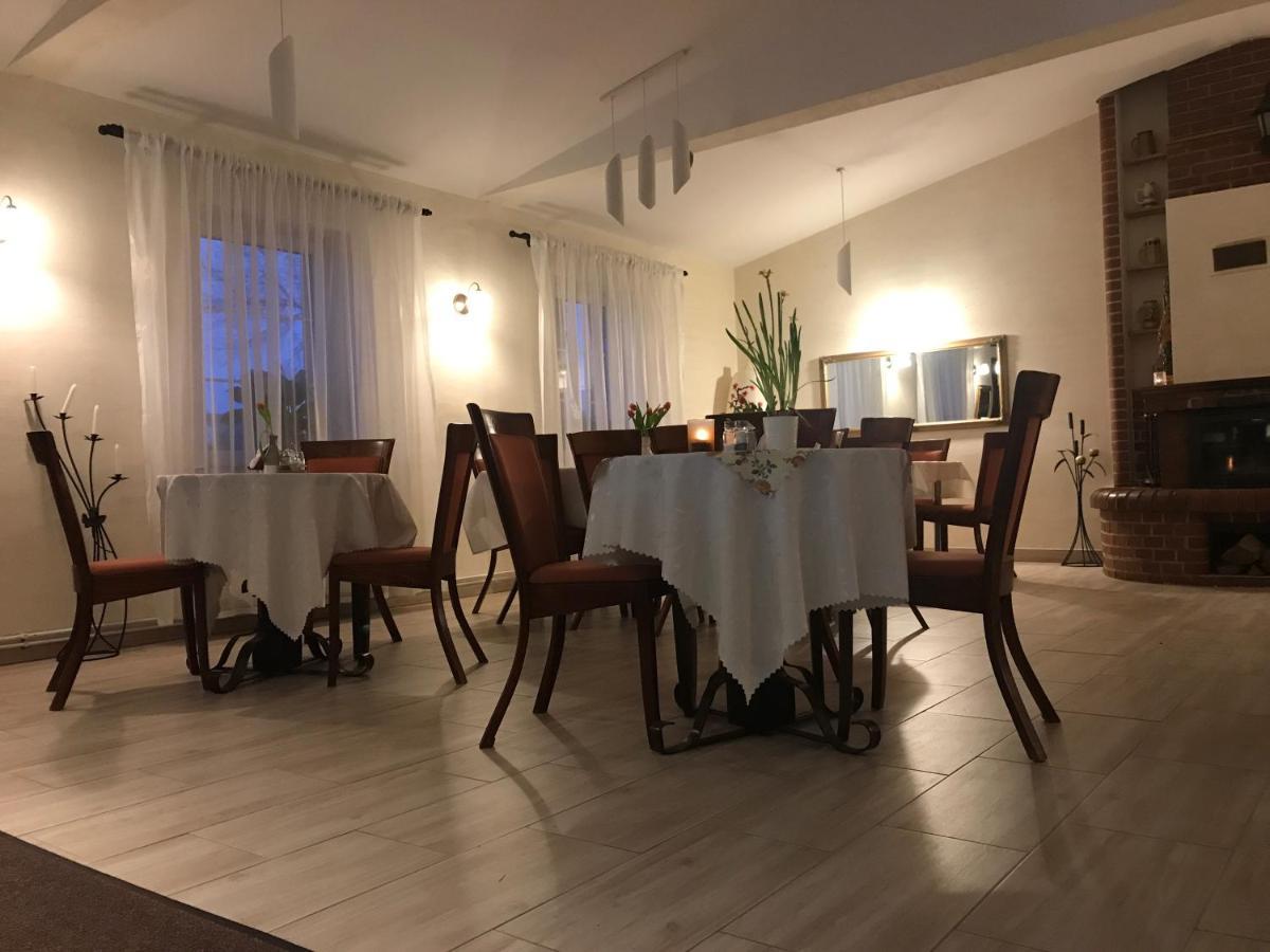 Motel I Restauracja "Pod Baszta" Naglowice Εξωτερικό φωτογραφία
